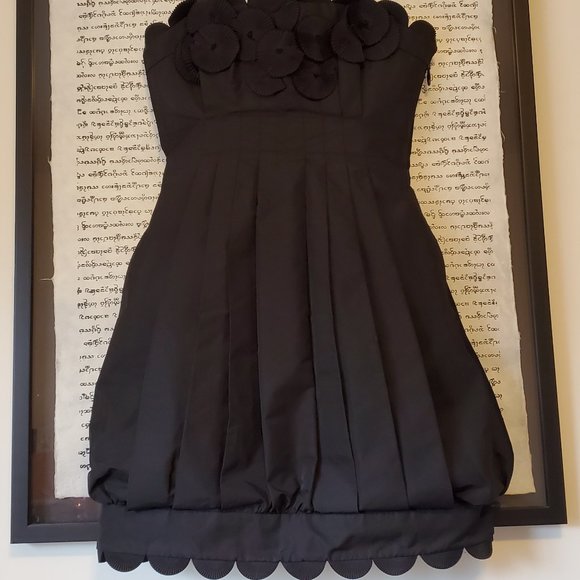 BCBG Black Taffeta Scalloped Dress - Picture 3 of 6